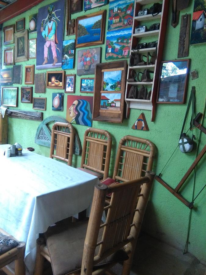 Museito De Carlos Гранада Екстериор снимка